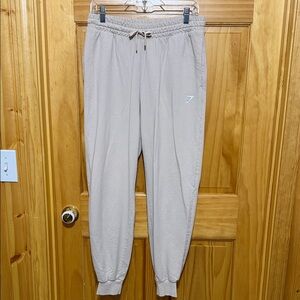 Gymshark Woman’s Joggers in Pale Blush Pink.  Elastic, Drawstring Waist, Size Lg